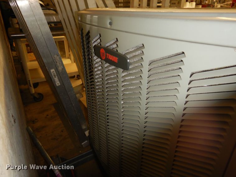 image for item DT9758 2011 Trane XB13  AC unit