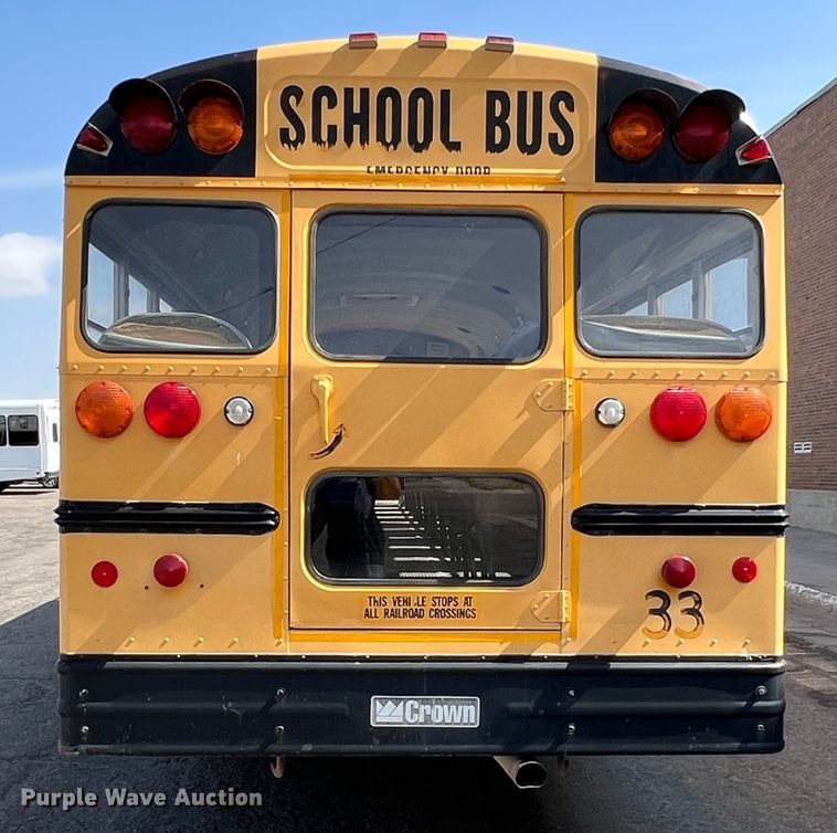 image for item IG9434 1998 Ford B800  school bus