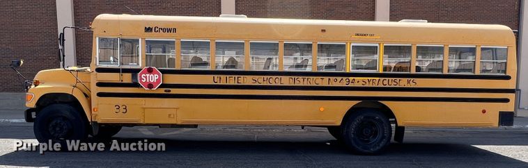 image for item IG9434 1998 Ford B800  school bus