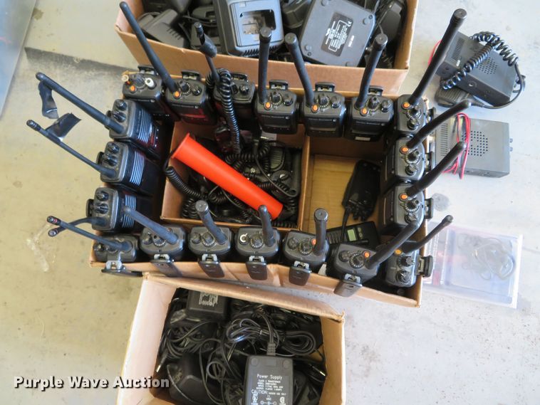 image for item JC9297 (22) 16-channel radios