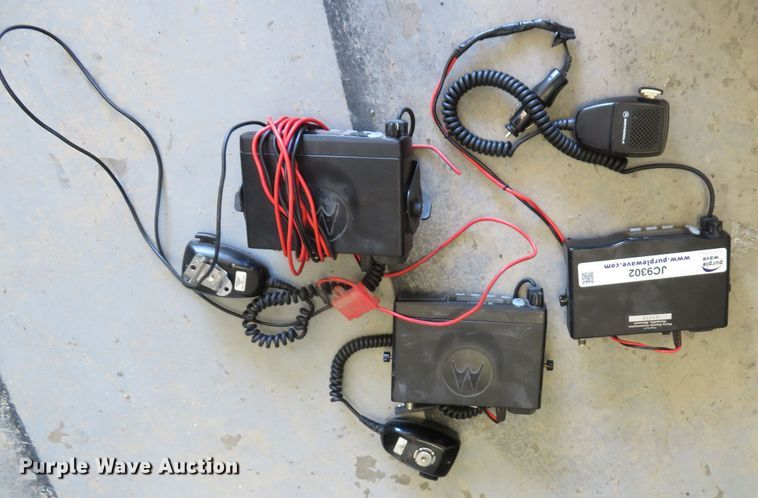 image for item JC9302 (3) Motorola M1255/CM300 two-way radios