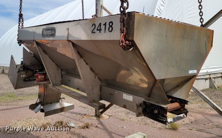 image for item JG9854 2006 Buyers  spreader