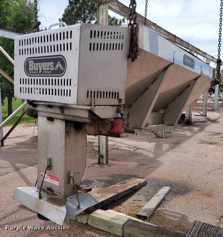 image for item JG9854 2006 Buyers  spreader