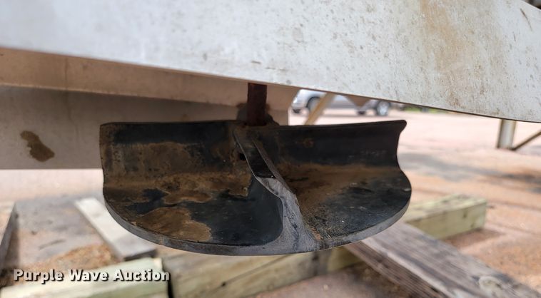 image for item JG9854 2006 Buyers  spreader