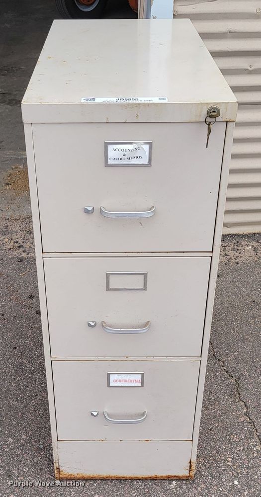 image for item JG9856 File cabinet