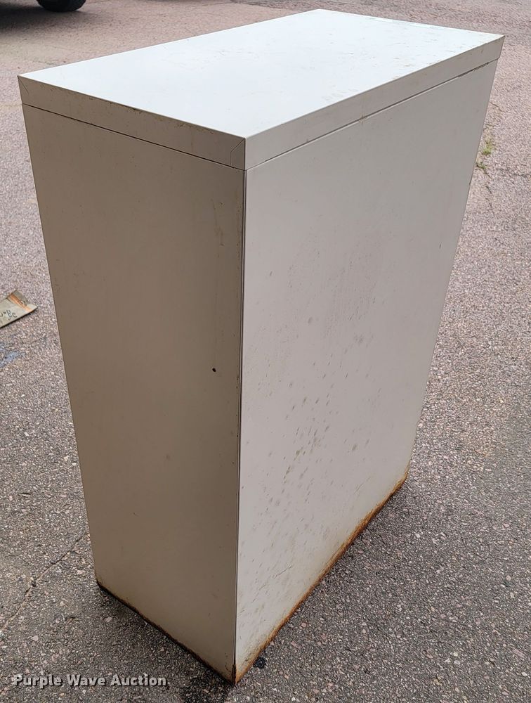 image for item JG9856 File cabinet