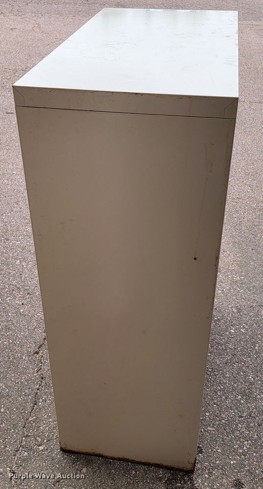 image for item JG9856 File cabinet