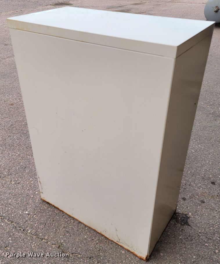 image for item JG9856 File cabinet