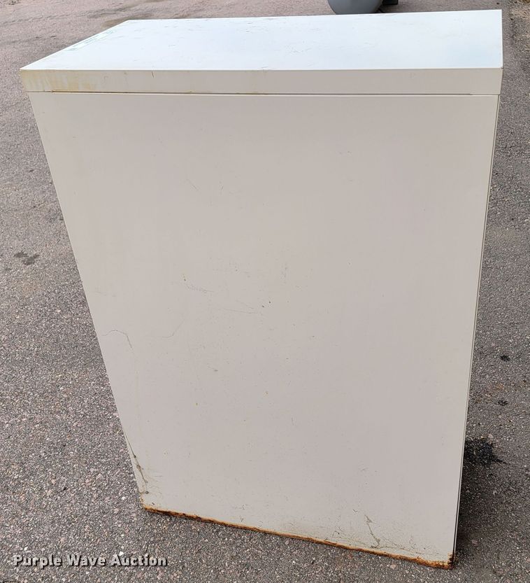 image for item JG9856 File cabinet