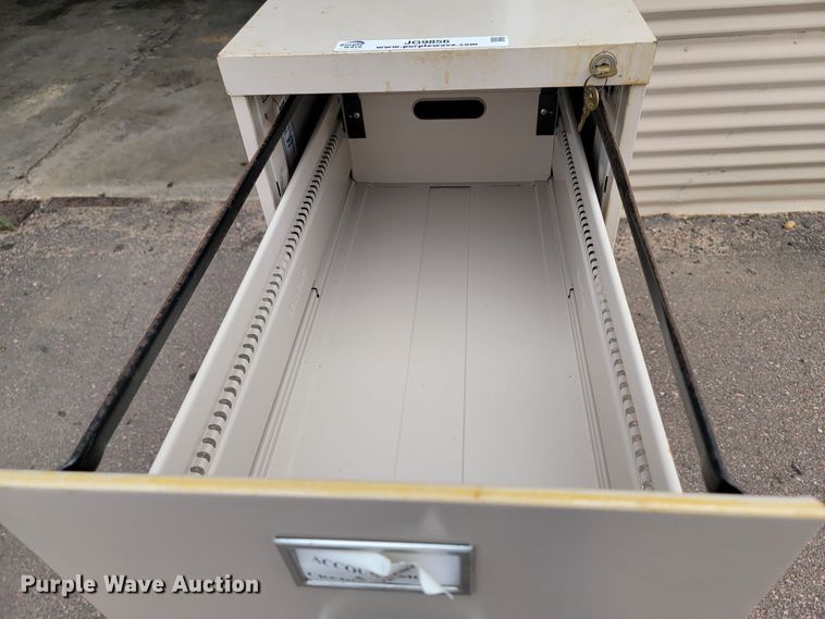 image for item JG9856 File cabinet