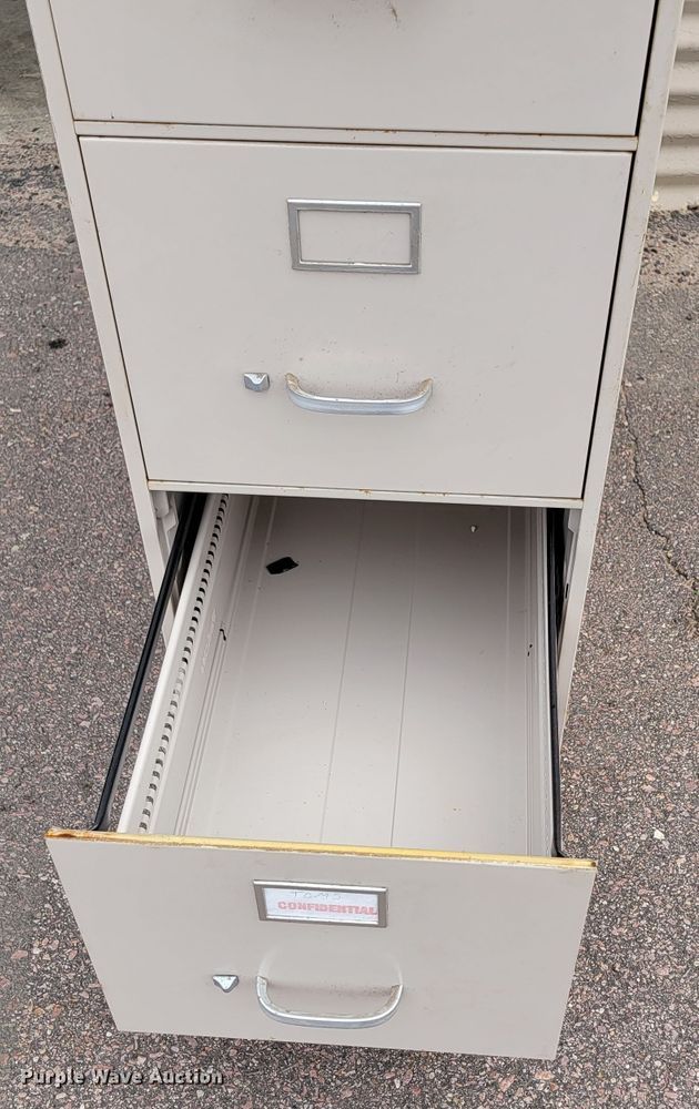 image for item JG9856 File cabinet