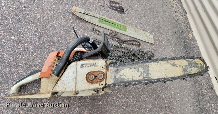 image for item JG9858 (2) Stihl MS260 chainsaws