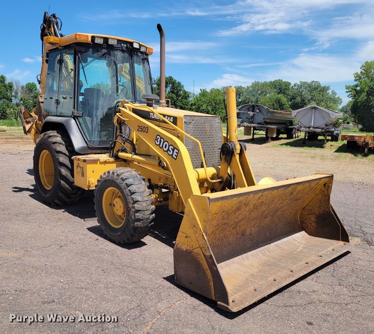 image for item JG9860 2000 John Deere 310SE  backhoe