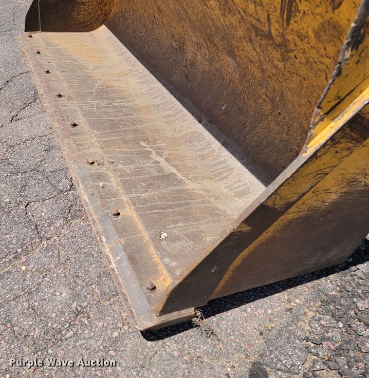 image for item JG9860 2000 John Deere 310SE  backhoe