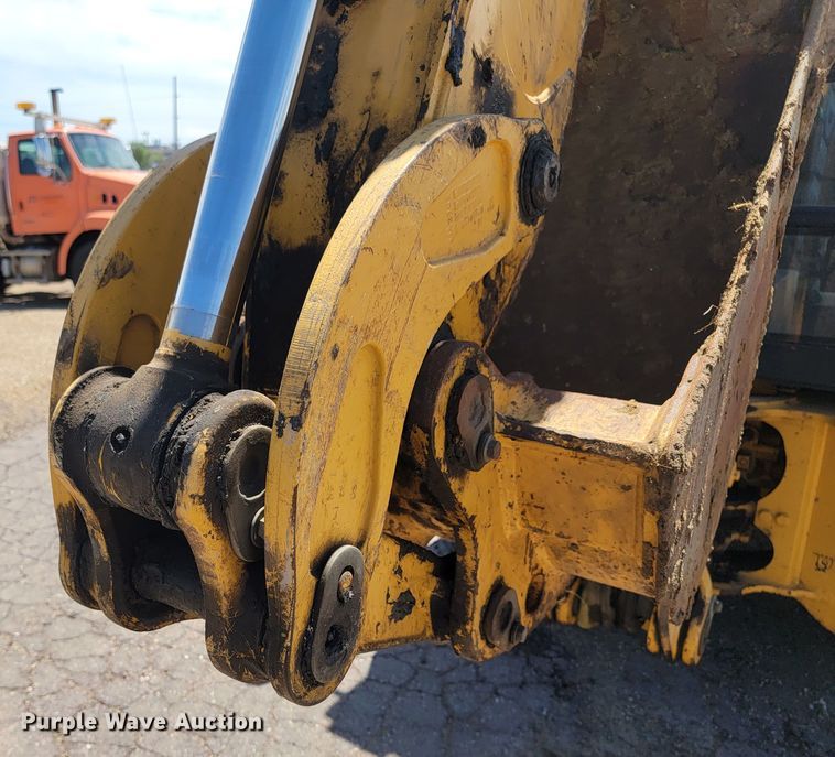 image for item JG9860 2000 John Deere 310SE  backhoe