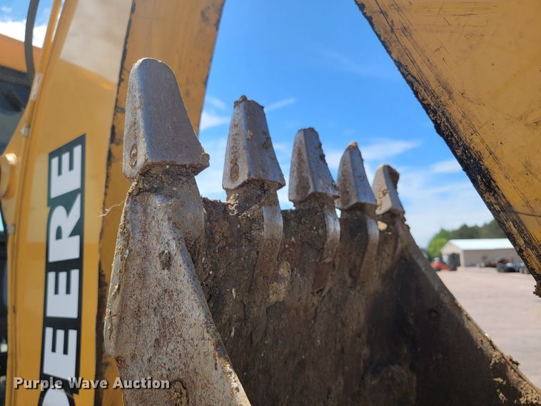 image for item JG9860 2000 John Deere 310SE  backhoe