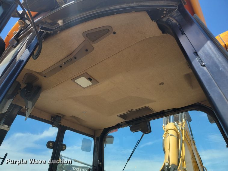 image for item JG9860 2000 John Deere 310SE  backhoe