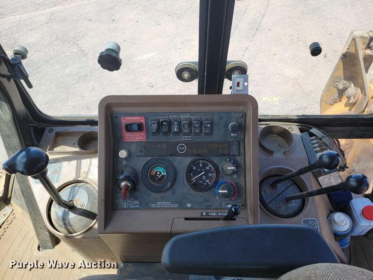 image for item JG9860 2000 John Deere 310SE  backhoe