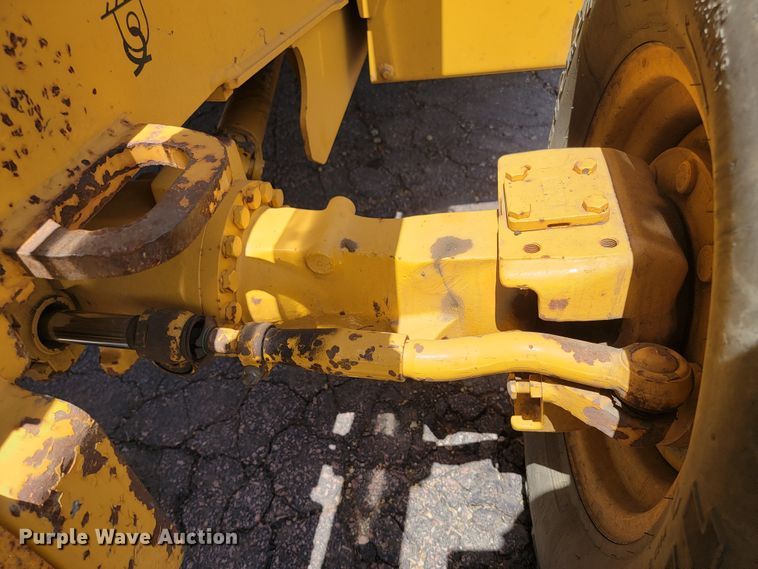 image for item JG9860 2000 John Deere 310SE  backhoe