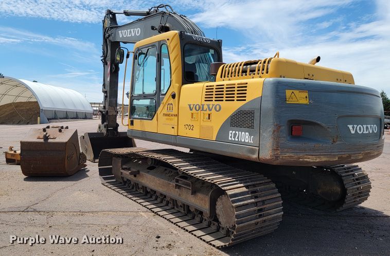 image for item JG9861 2005 Volvo EC210BLC  excavator