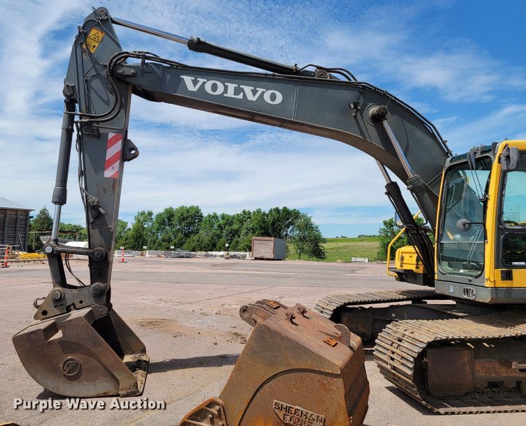 image for item JG9861 2005 Volvo EC210BLC  excavator