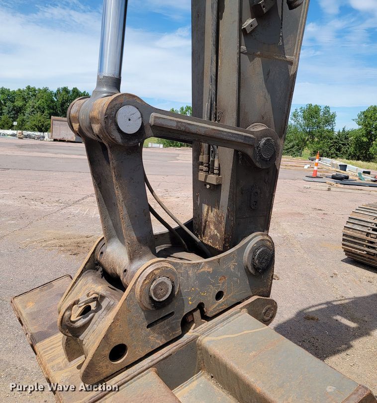 image for item JG9861 2005 Volvo EC210BLC  excavator