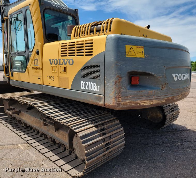 image for item JG9861 2005 Volvo EC210BLC  excavator
