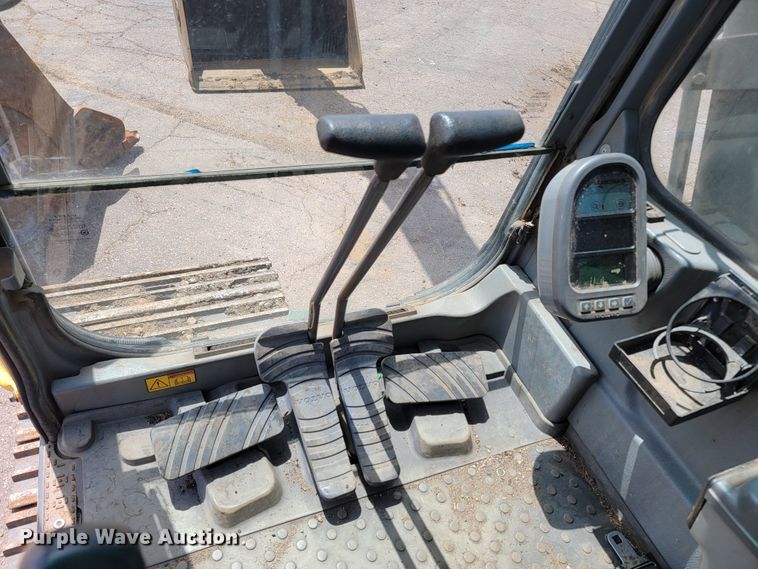 image for item JG9861 2005 Volvo EC210BLC  excavator