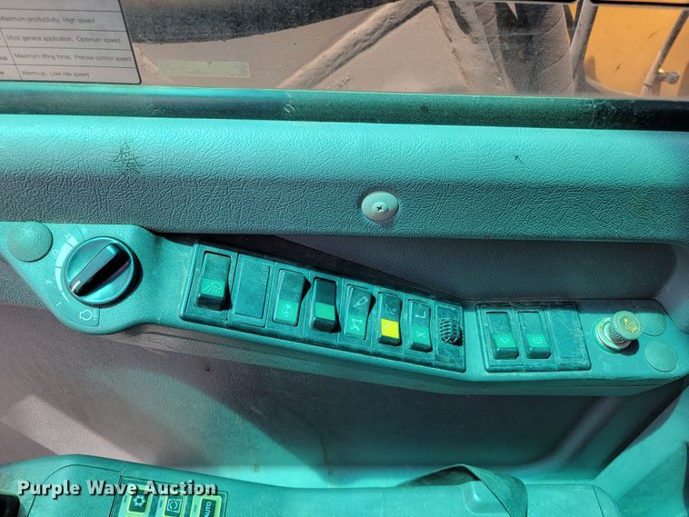 image for item JG9861 2005 Volvo EC210BLC  excavator