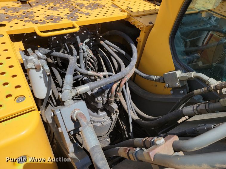 image for item JG9861 2005 Volvo EC210BLC  excavator