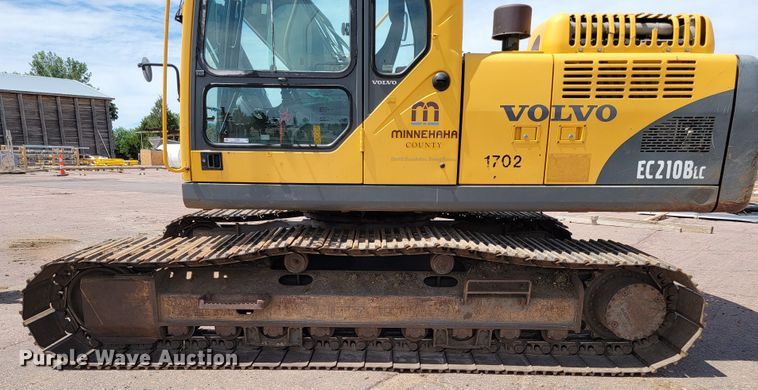 image for item JG9861 2005 Volvo EC210BLC  excavator