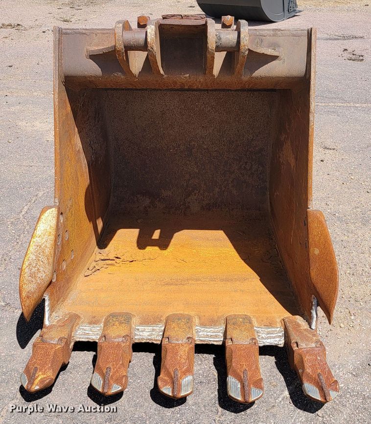 image for item JG9861 2005 Volvo EC210BLC  excavator