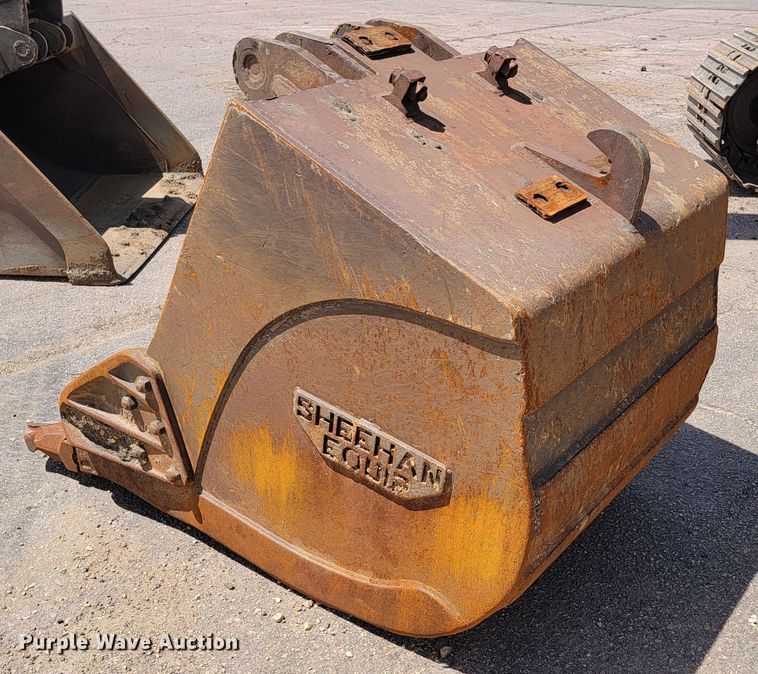 image for item JG9861 2005 Volvo EC210BLC  excavator