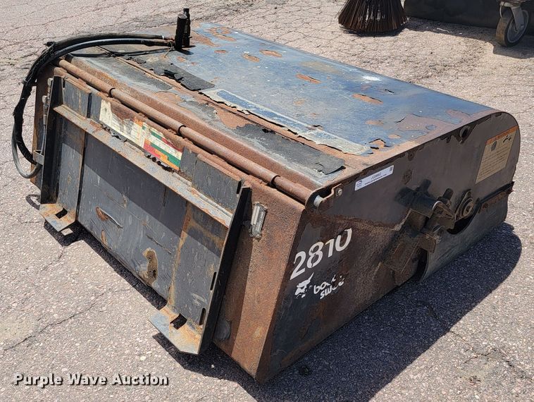 image for item JG9862 Melroe Sweeper 60  skid steer sweeper