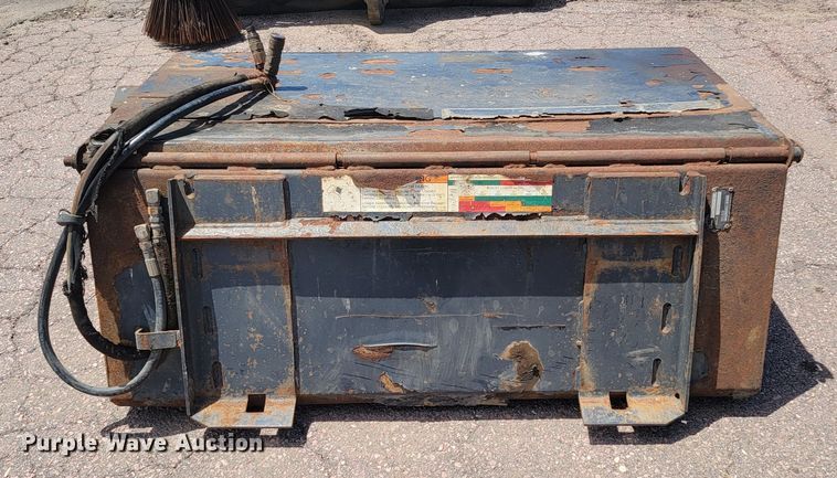 image for item JG9862 Melroe Sweeper 60  skid steer sweeper