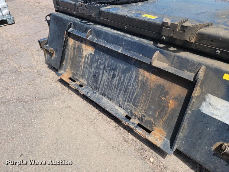 image for item JG9863 Caterpillar BP118C  skid steer sweeper