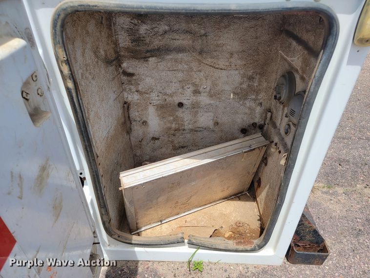 image for item JG9865 Astoria  utility bed