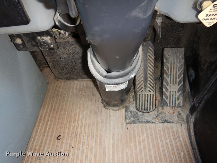 image for item JH9729 2010 Blue Bird  school bus