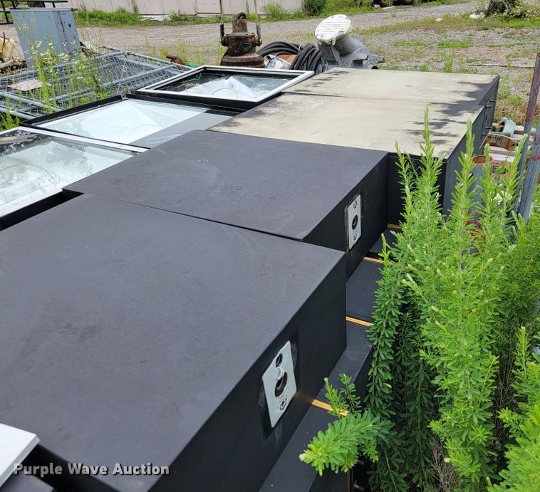 image for item JL9371 Approximately 30 Sportsvision tennis court lights