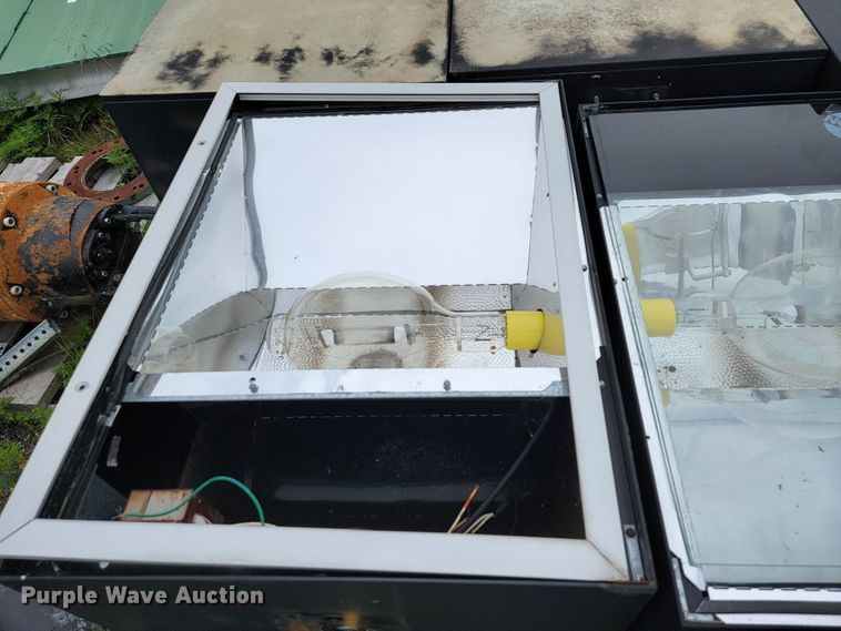 image for item JL9371 Approximately 30 Sportsvision tennis court lights