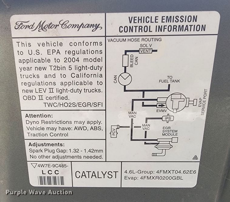 image for item JL9372 2004 Ford Explorer XLT  SUV
