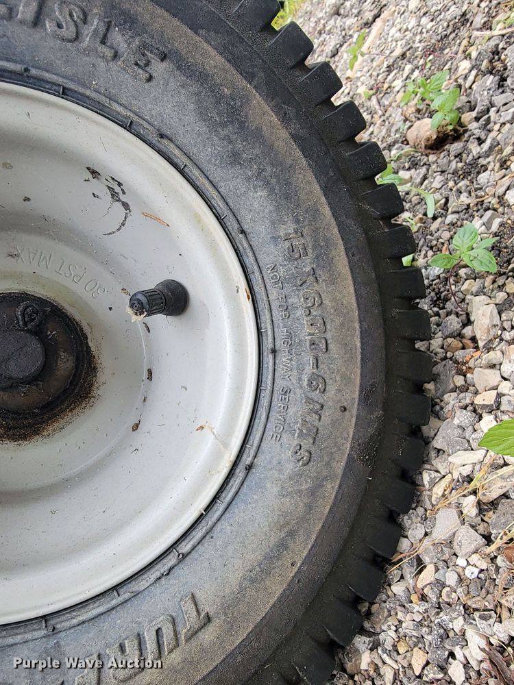 image for item JL9374 White LT1800  lawn mower