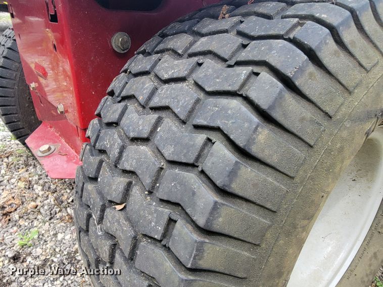 image for item JL9374 White LT1800  lawn mower