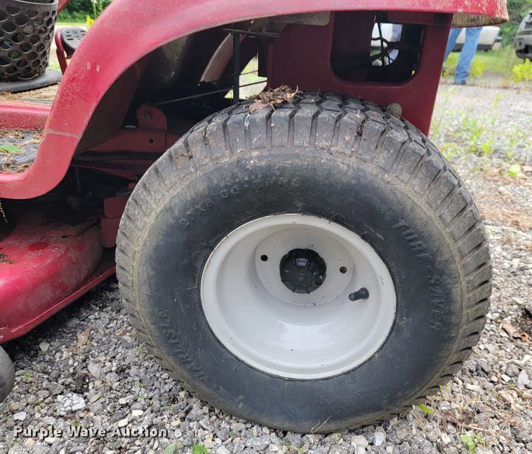 image for item JL9374 White LT1800  lawn mower