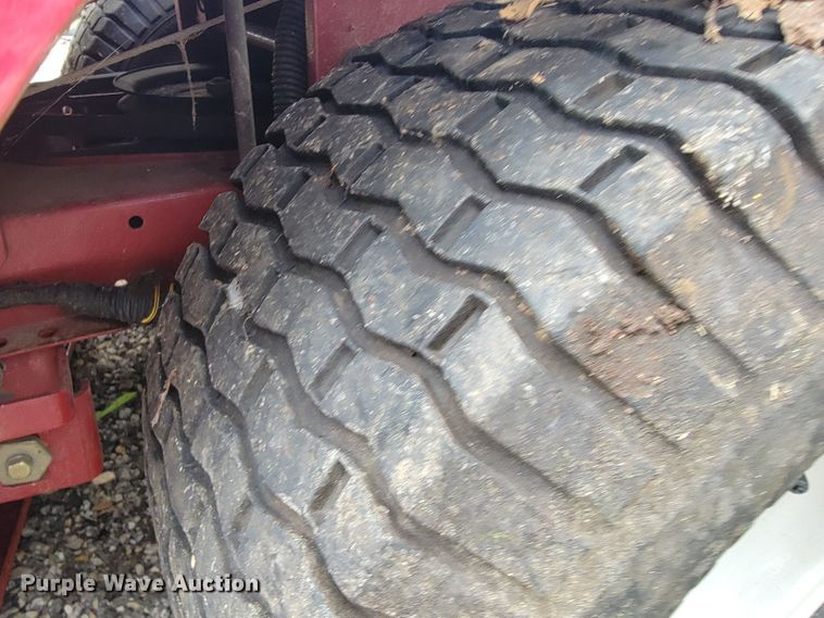 image for item JL9374 White LT1800  lawn mower