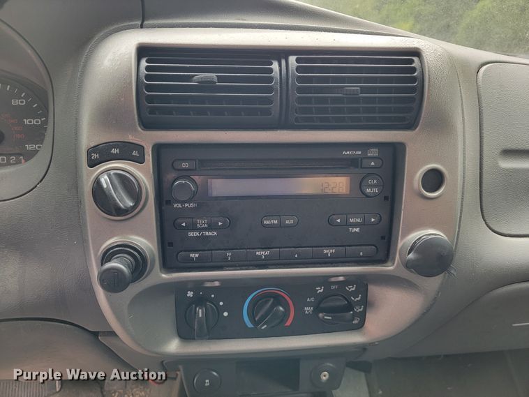 image for item JL9375 2011 Ford Ranger XLT  SuperCab pickup truck