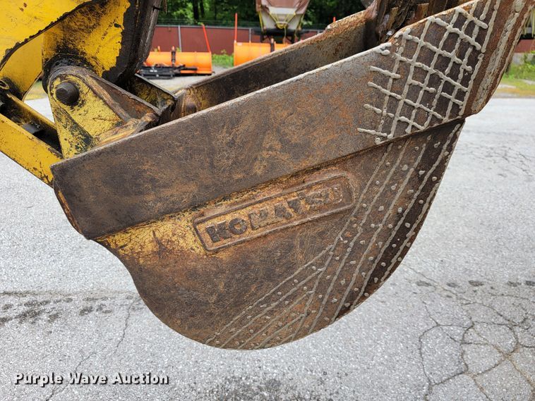 image for item JL9377 Komatsu WB150  backhoe