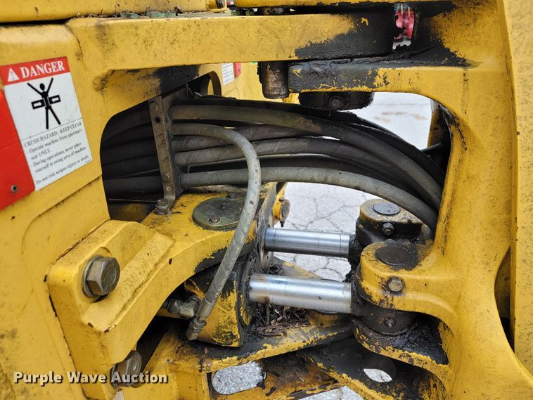 image for item JL9377 Komatsu WB150  backhoe