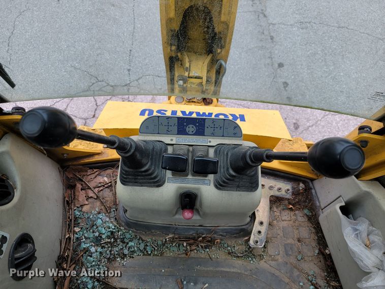 image for item JL9377 Komatsu WB150  backhoe