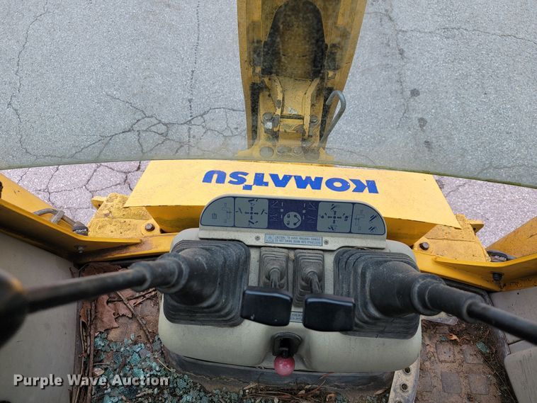 image for item JL9377 Komatsu WB150  backhoe